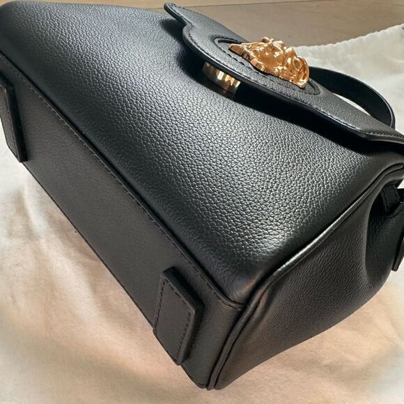 Authentic Versace
Mini La Medusa Leather Top Handle Bag - Picture 10 of 16
